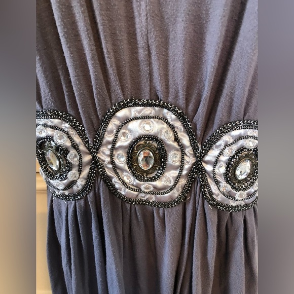 Eci gray/silver sleeveless dress size 6 - Picture 3 of 5